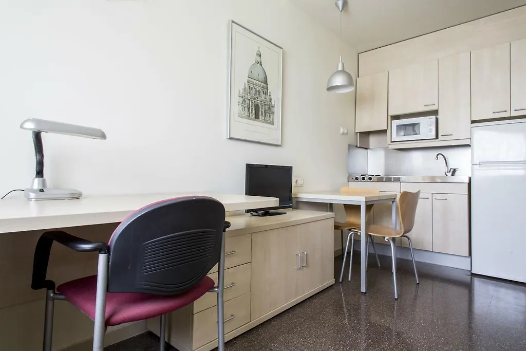 Apartamento Residencia Universitaria Los Abedules Pamplona España